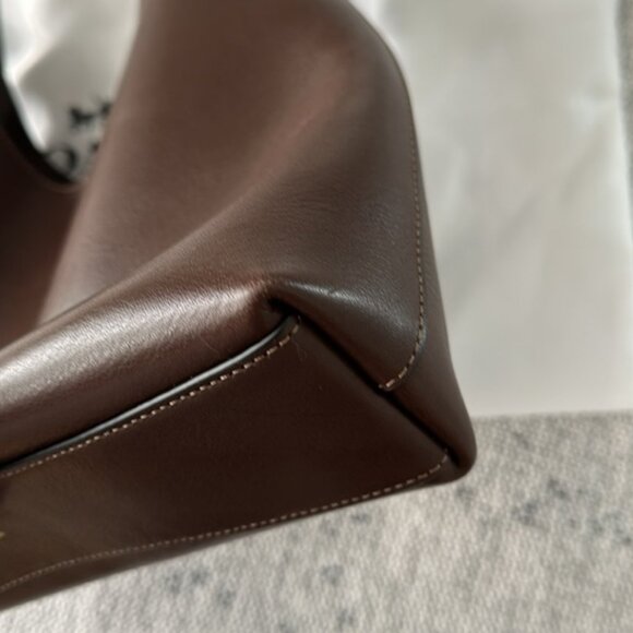 Coach • Brooklyn Shoulder Bag 28 in Maple! - Picture 4 of 14